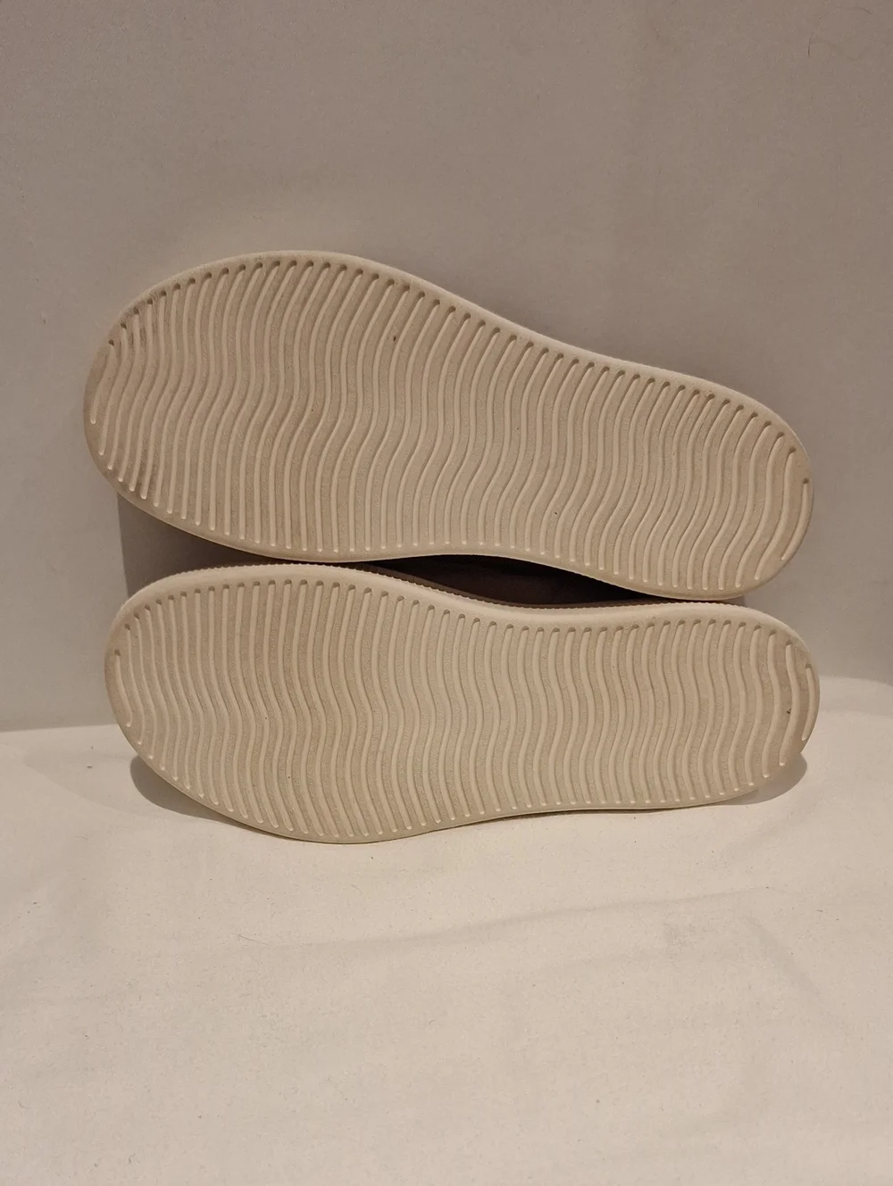 allbirds Women's Lounger Slip-On Loafers in Taupe with White Platform Sole